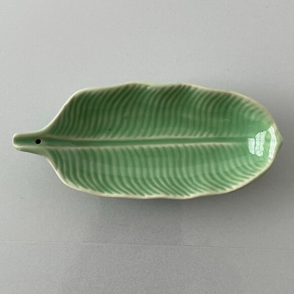 Incense Holder Sage Green Leaf Holds Cones or Sticks - Picture 1 of 5